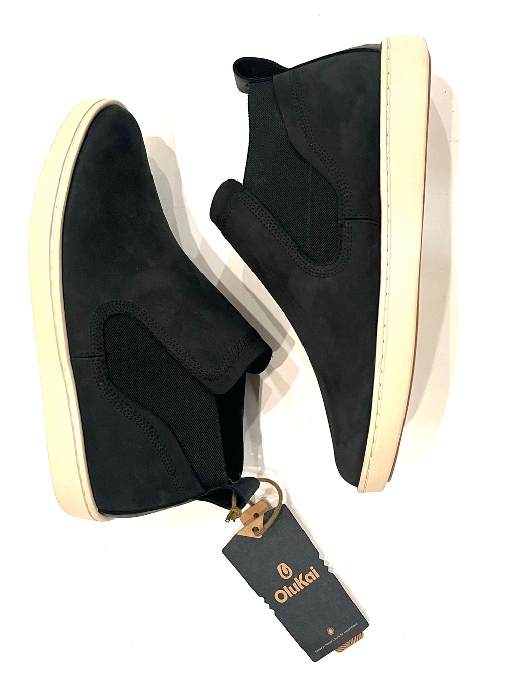OluKai Pehuea Mid Black Lava Rock Waterproof Nubuck Suede Leather Chelsea Boot 8